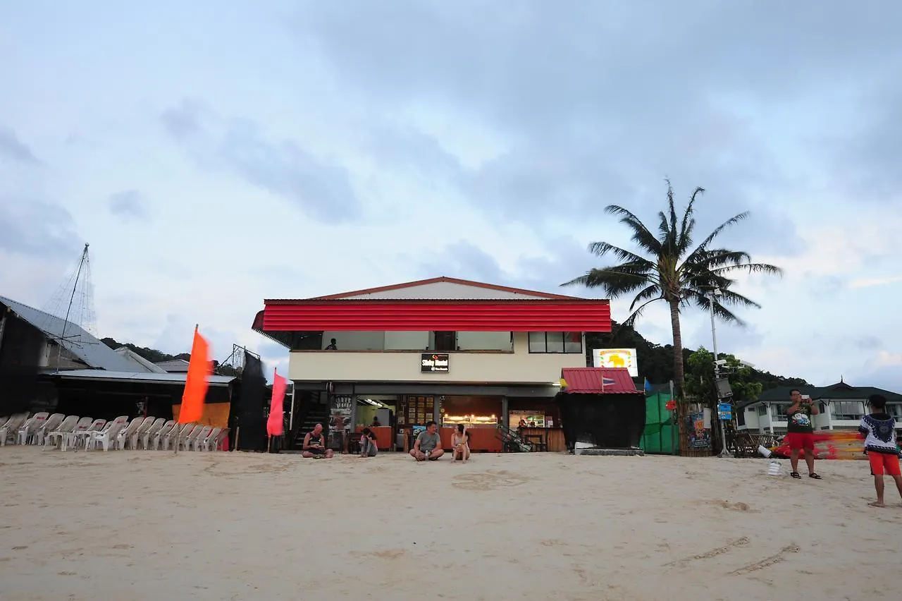 Twin Palms Hostel Phi Phi Thailand