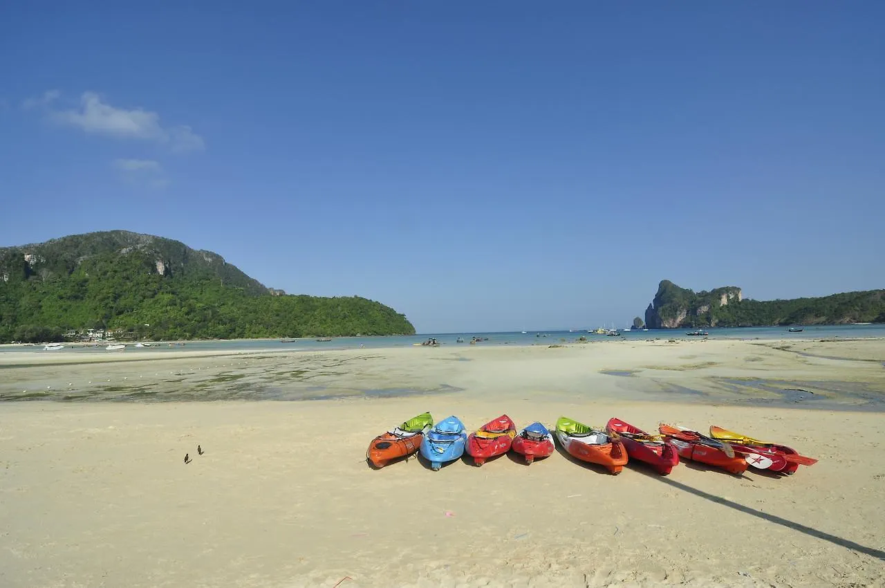 Twin Palms Hostel Phi Phi Thailand