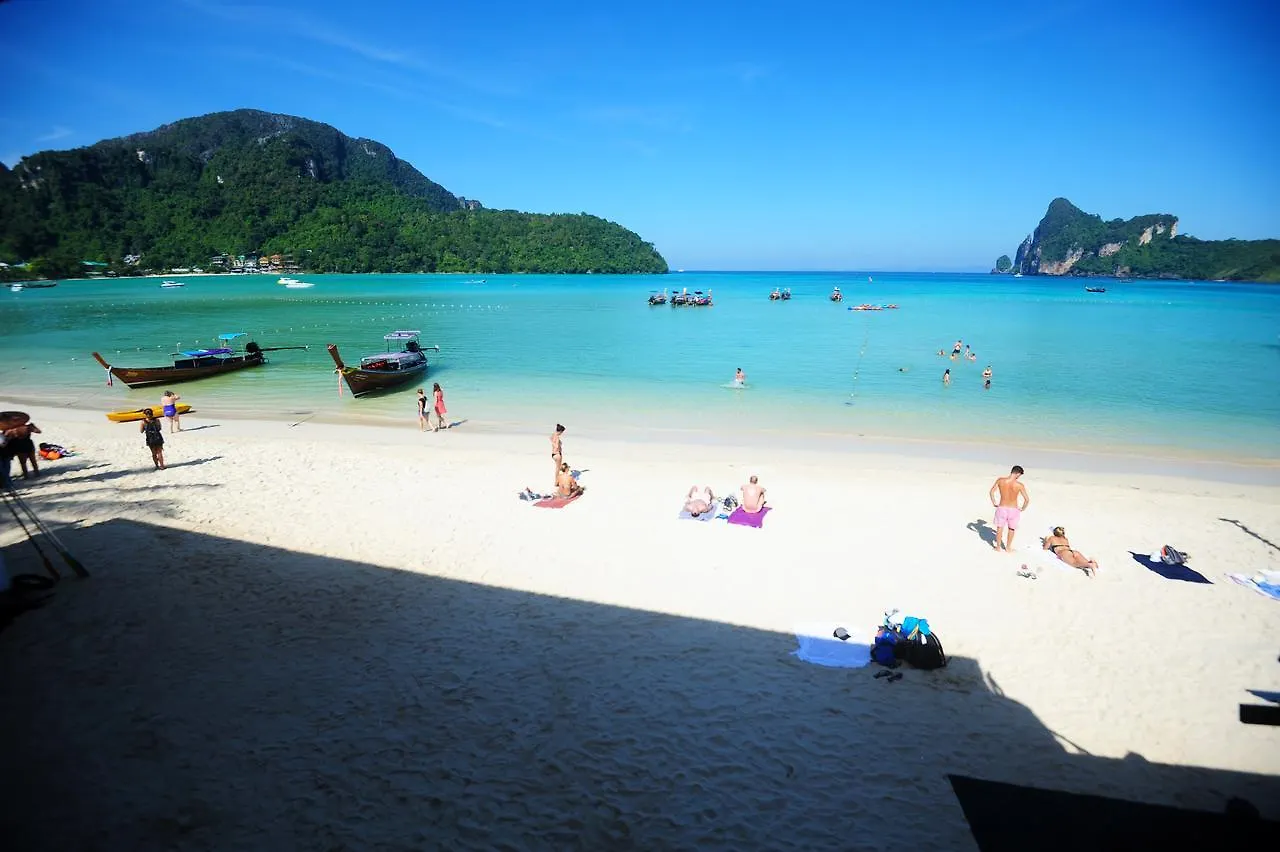 Twin Palms Hostel Phi Phi Thailand